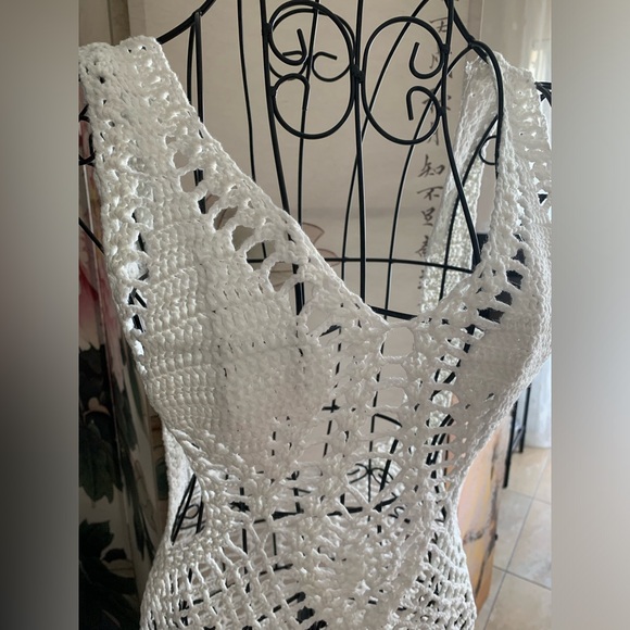 Swim crochet open back coverup - Picture 4 of 5